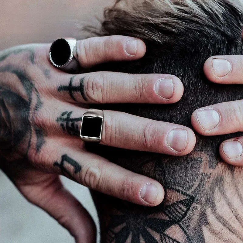 High quality designer love ring Wedding Rings Vnox y2k Gothic Punk Mens Signature Round Square Top Stamp Finger Band Short and Fat Boy Youth Rock Jewe