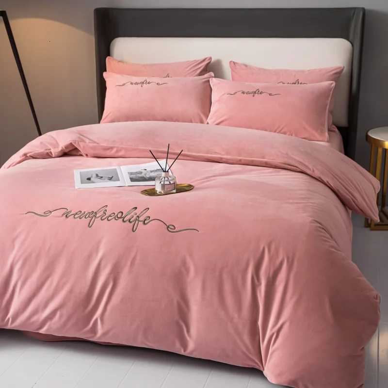 Thickened Baby Velvet Four Piece Set Winter Warm Milk Velvet Coral Velvet Bare Sleeping Bed Sheet and Bedding SetM251118
