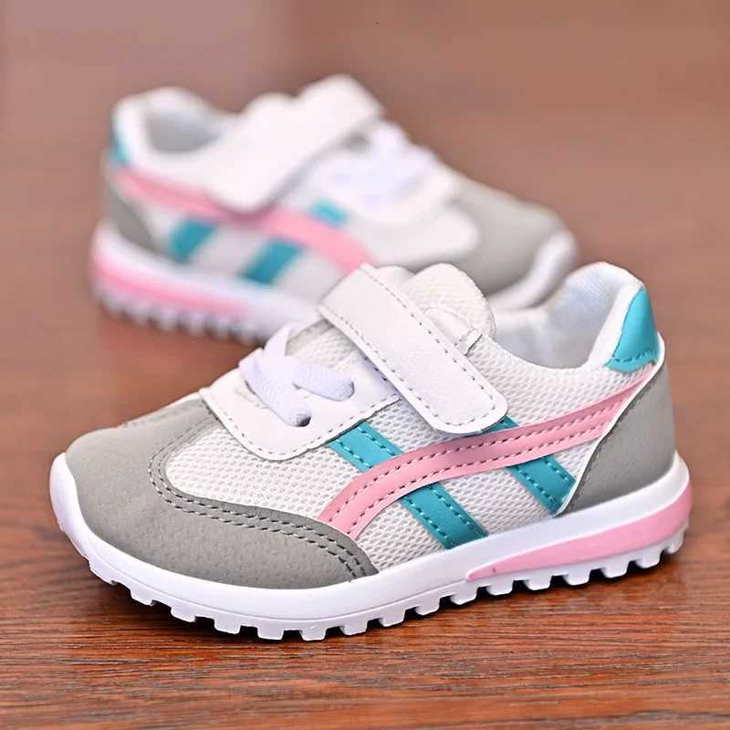 Fashion Mesh Breathable Children Sports Boys Girls Non Slip Casual Running Shoes Kids Hook and Loop Lightweight Sneakers C260130