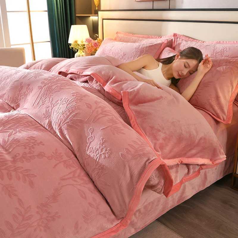 2025 new light luxury high gram weight carved fleece milk fleece bed sheet four-piece set thickened warm bedding winterM251118
