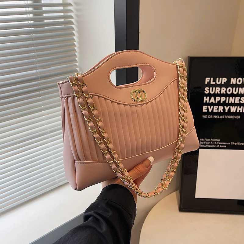 2025 Fashion Tote Bag for Women Spacious Shoulder Purse Trendy Crossbody Bag Large Capacity Day-to-Night Bag Popular Sling BagW251118