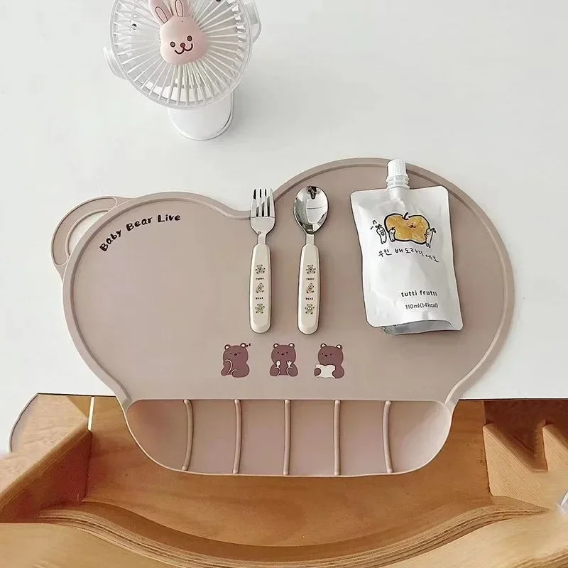 Food grade silicone baby bib table mat mini dinner portable suction cup feeding kitchen 250414z