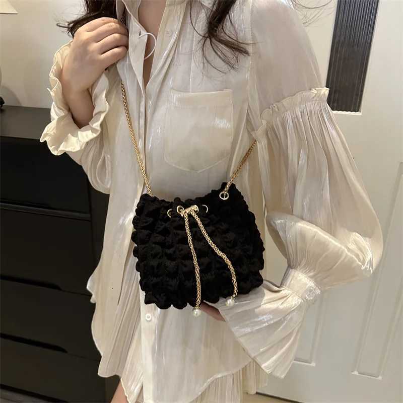 America Drawstring Chain Small Satchel High Quality Womens Bag Solid Pleatd Crossbody Bag Ladies High-end Bucket Bag Tote PurseW251118