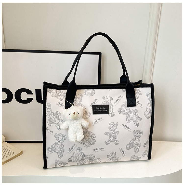 Fashionable Multipurpose Women's Canvas Tote - Durable & Spacious for Daily Use