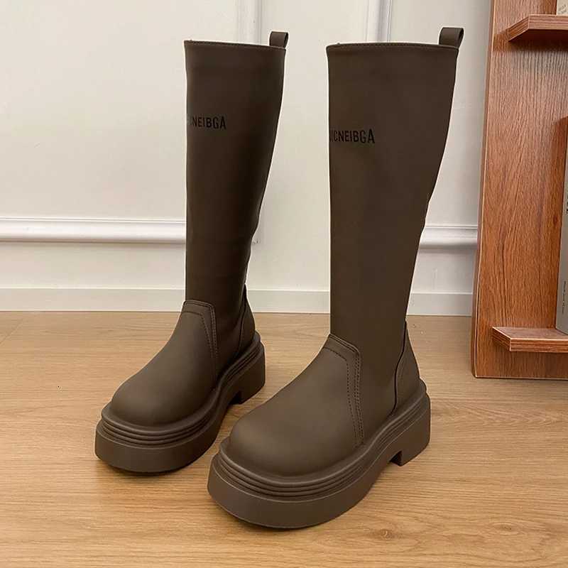 Fashion Long Boots for Wen Flats Platform Fion Dress Shoes Designer Knee High Winter Boots 2025 New Goth Botas Para Mujer Y251118