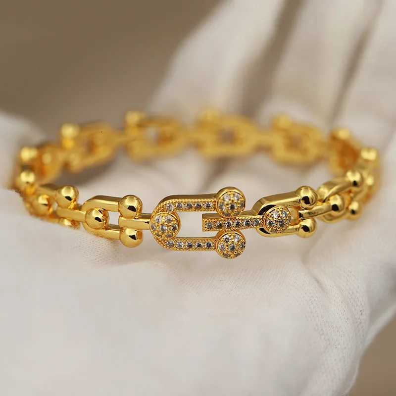 Stainless Stl Metal Crystal Geometric Banglesbracelets for Women Fashion Brand Jewelry Zirconia Bangles Accessories C251118