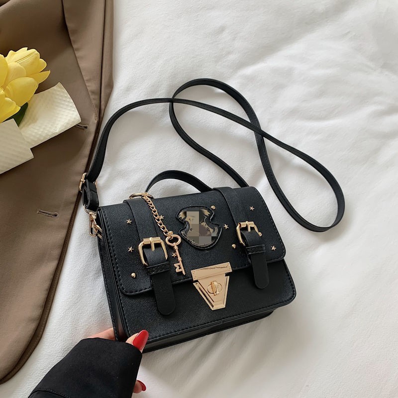 Portable Cambridge Messenger Bag with Hogwarts Theme
