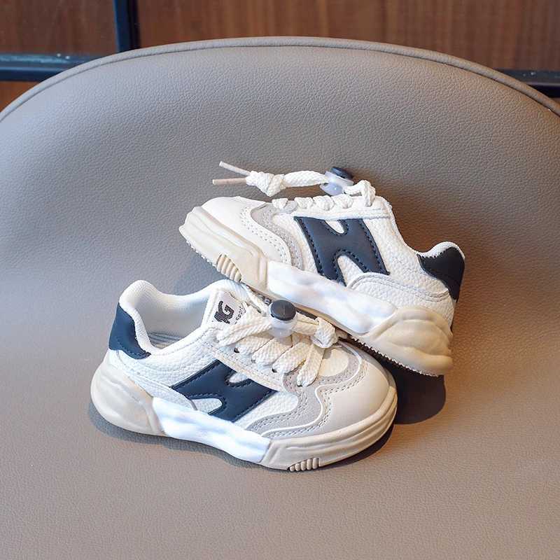 Baby Shoes 2024 New Summer Spring/Summer Model Boys and Girls Sports Shoes Fashion Childrens Middle School Childrens Sports ShoesT250418