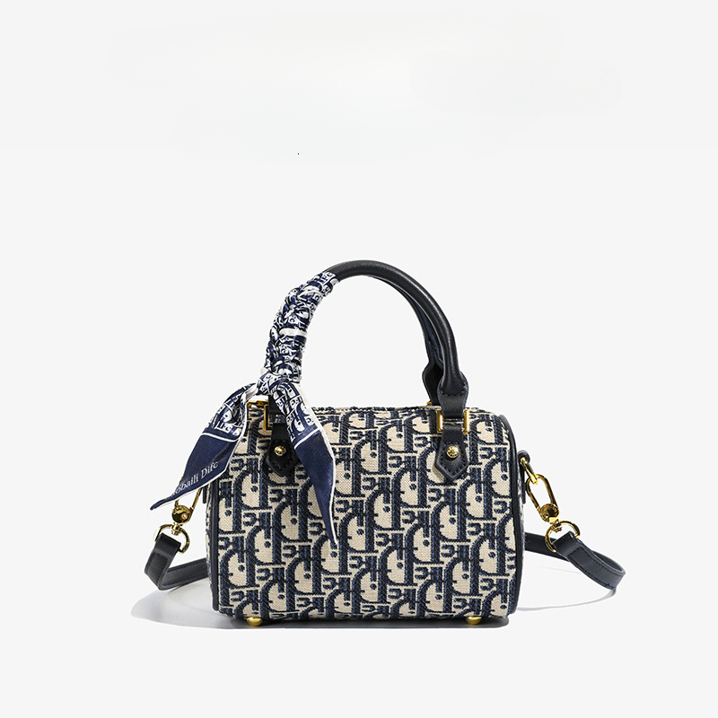 Luxury handbag embroidered with vintage flowers, Boston pillow bag, versatile bag for women, 2026 new light luxury handbag, single shoulder crossbody 