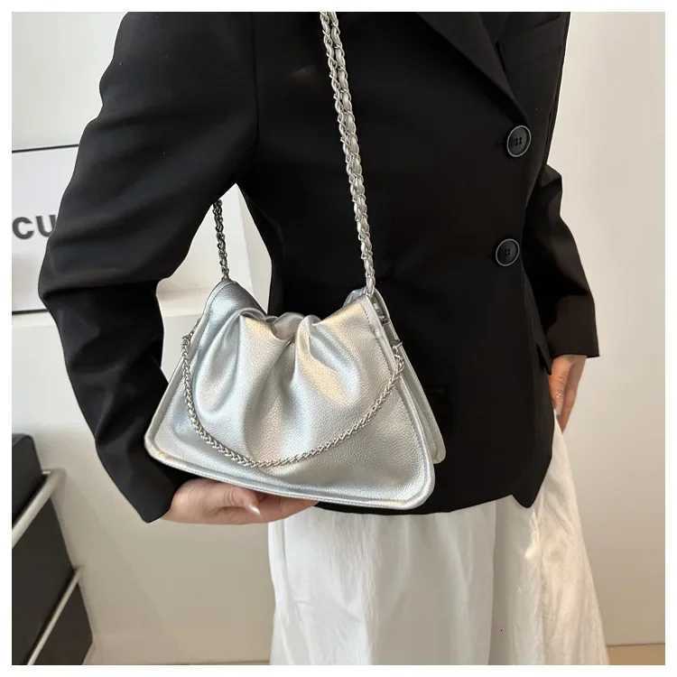 Soft PU Womens Bucket Bag Casual Drawstring Crossbody Bag Fashionable Chain Shoulder Bag Artistic Style Single Shoulder BagW251118