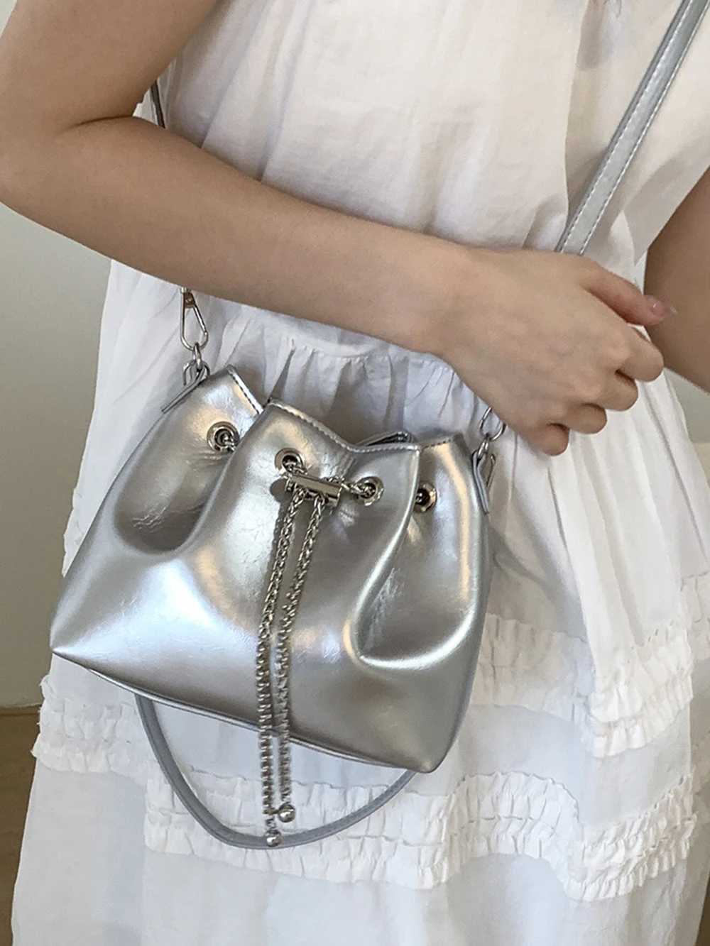 Drawstring Chain Mini Bucket Bag Womens Summer Solid Color Trendy Shoulder bag fashion PU Leather Female Crossbody BagsW251118