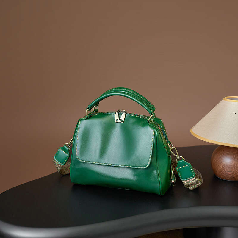 Luxury Bags Designer Soft Cross Body Bags Genuine Leather Women's Retro Vegetable Tanned Leather Shoulder Bags Boston Hot Sale Tote