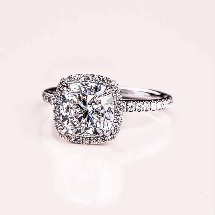 Trendy Jewelry Custom Women Engagement Wedding 14K Gold 7x7mm 2CT Cushion Cut with halo Moissanite Ring