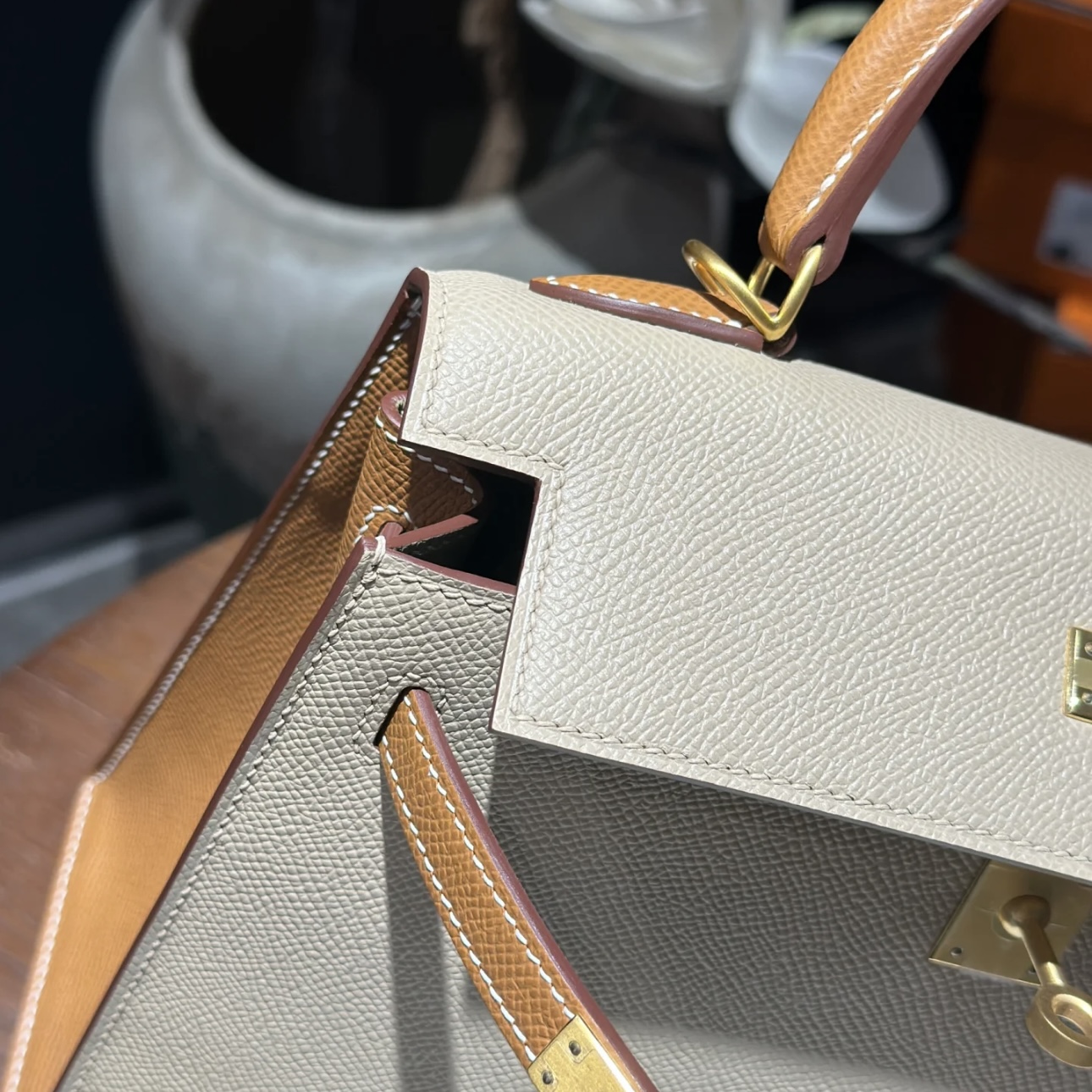 Fully Handmade Custom Bag Designer Bag Luxury Tote Bag 25 28 VIP Exclusive Stamp Bi-color in French Original Leather with 24K plated hardware