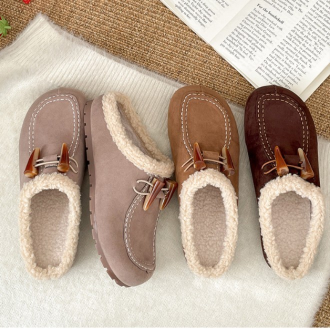 Lightweight and versatile one foot high rise thick soled hairy slippers for womens outdoor wear 2025 new autumn and winter plus velvet Boken shoes 241