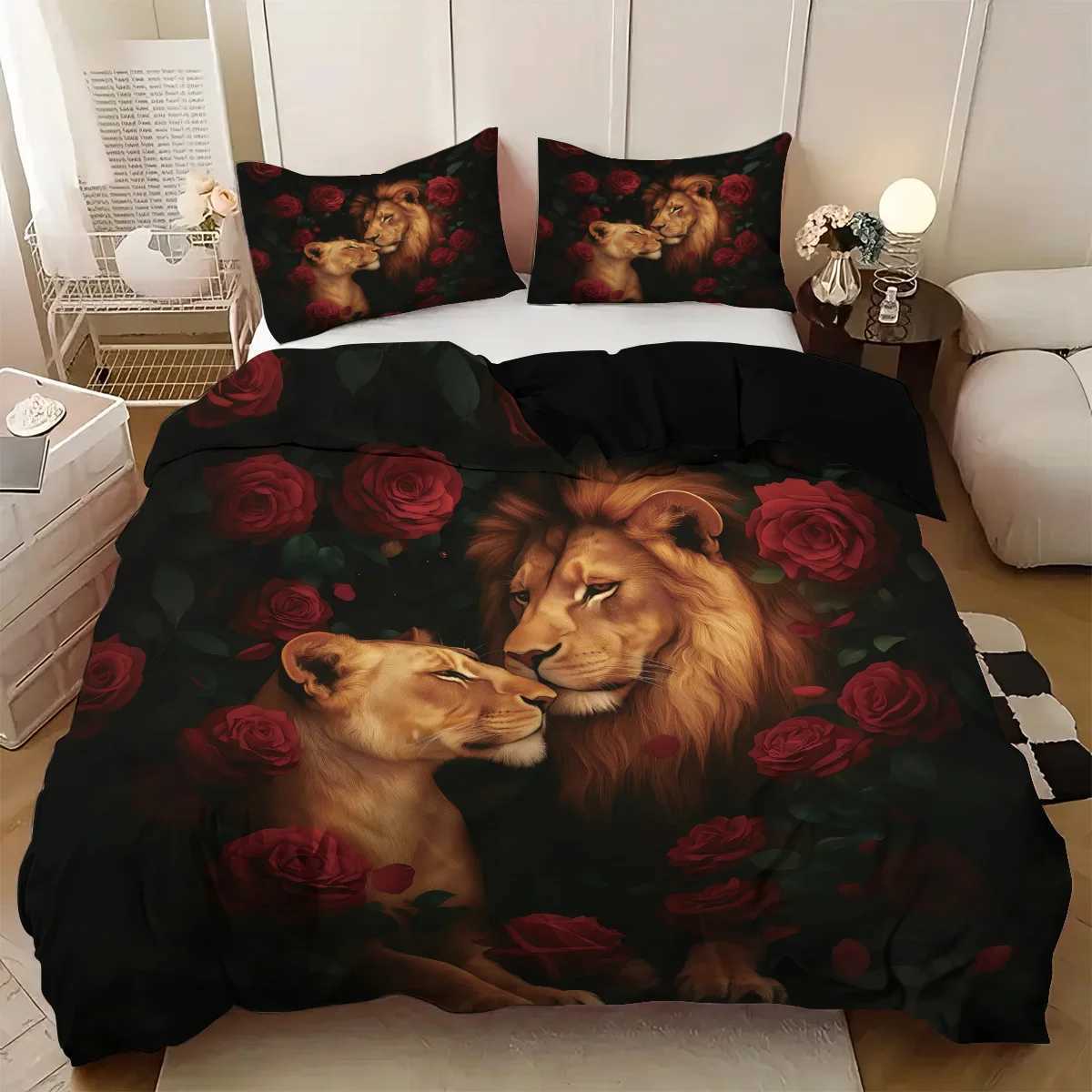 3 pieces are lion animal printed down duvet covers 1 down duvet cover2 cases no core Soft and comfortable bedding setM251118