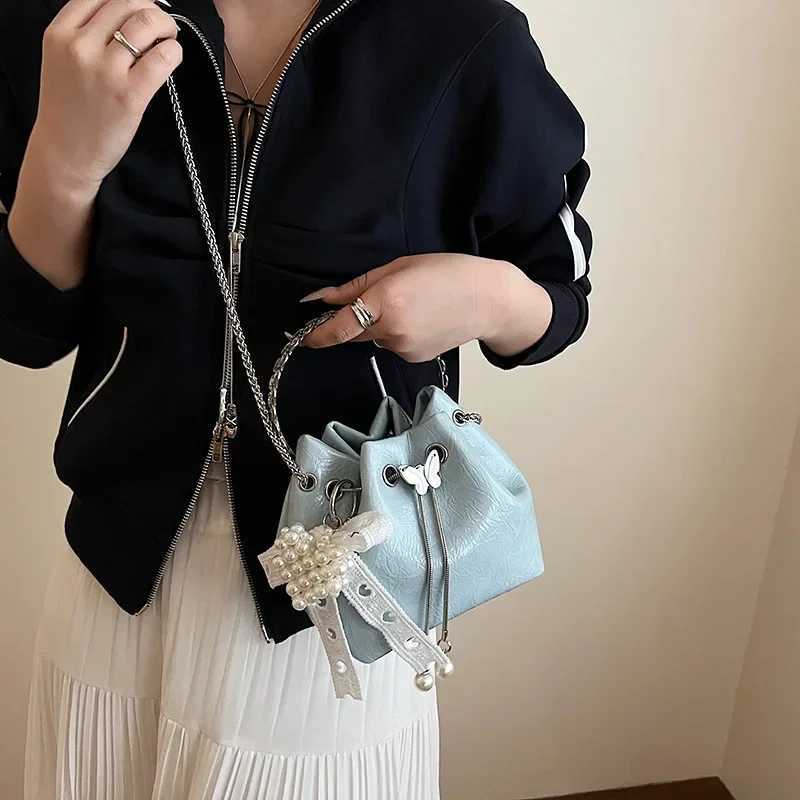 Summer Solid Color Mini Chain Crossbody Bag High-Grade Sense Soft Leather Drawstring Bucket Bags Lady Fashion HandbagsW251118