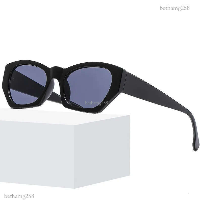 New Sunglasses for Men Sunglasses for Women Toad Glasses for Drivers UV resistant Driving Glasses Retro ZN3653