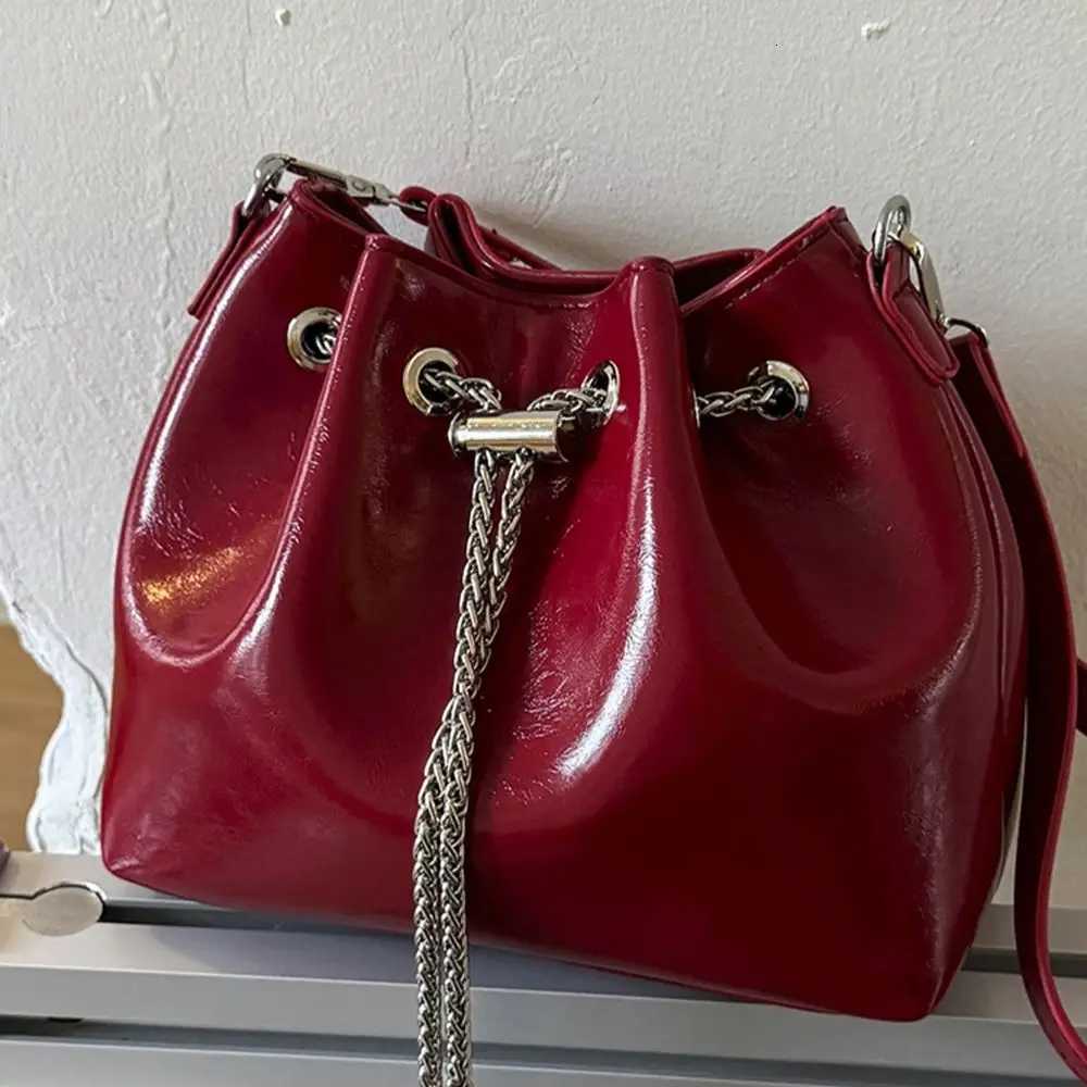 Drawstring Chain Mini Bucket Bag Womens Summer Solid Color Trendy Shoulder bag fashion PU Leather Female Crossbody BagsW251118