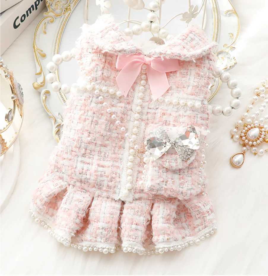 Pink Pearl Luxury CLASSic Design Pet Clothes Winter Cats Small Dogs Dress With Snack Bag