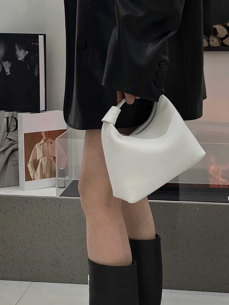 Luxury Handbags Female Crossbody Bags Fashion 2025 Genuine Leather Simple White Shoulder Bags WomenW251118