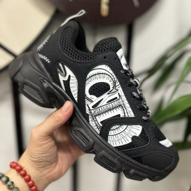 designer cd chrono Round-toed running sneakers for men and women Casual Sports Shoes lady chunky sneaker Breathable Mesh girls Thick Sole Dad Shoes