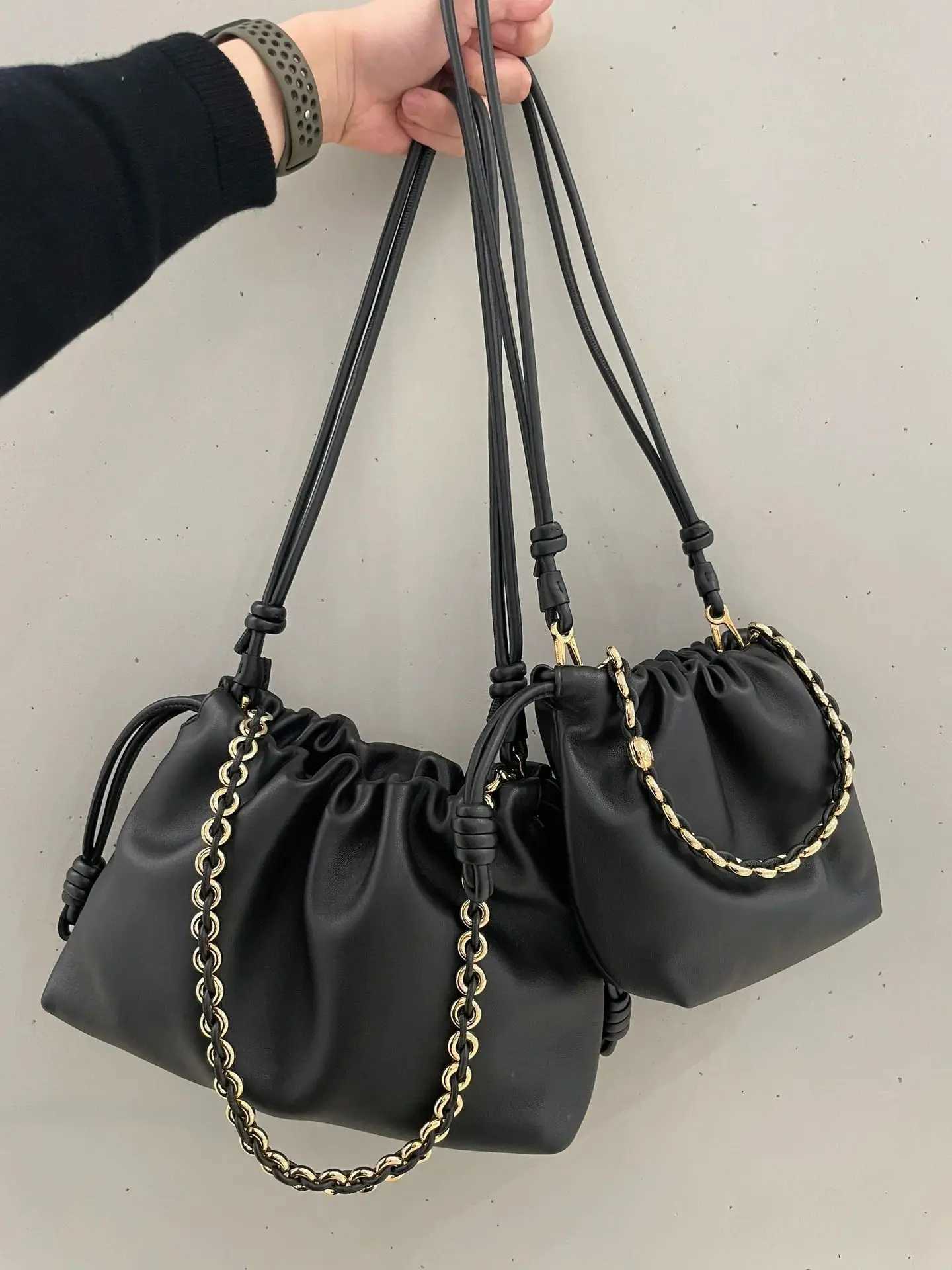Genuine Leather Drawstring Chain Fortune Bag Cloud Soft Bag Fashion Single Shoulder Crossbody Bucket BagW251118