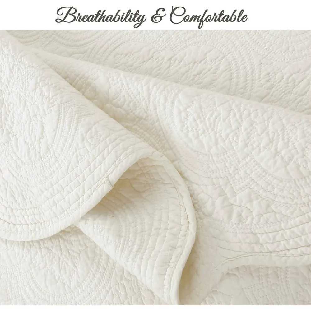 100 Cotton Medallion Off White Matelasse Embossed Bedding Quilt Set Reversible Lightweight BedspreadM251118