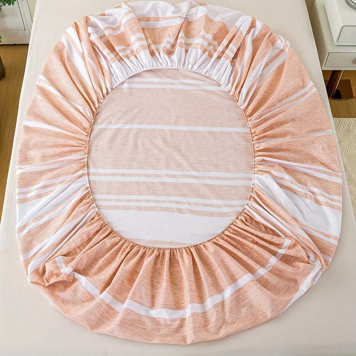 3-Piece Striped Fitted Sheet Set Luxuriously Soft Breathable Includes 1 Fitted Sheet and 2 cases for Cozy Sleep PeM251118