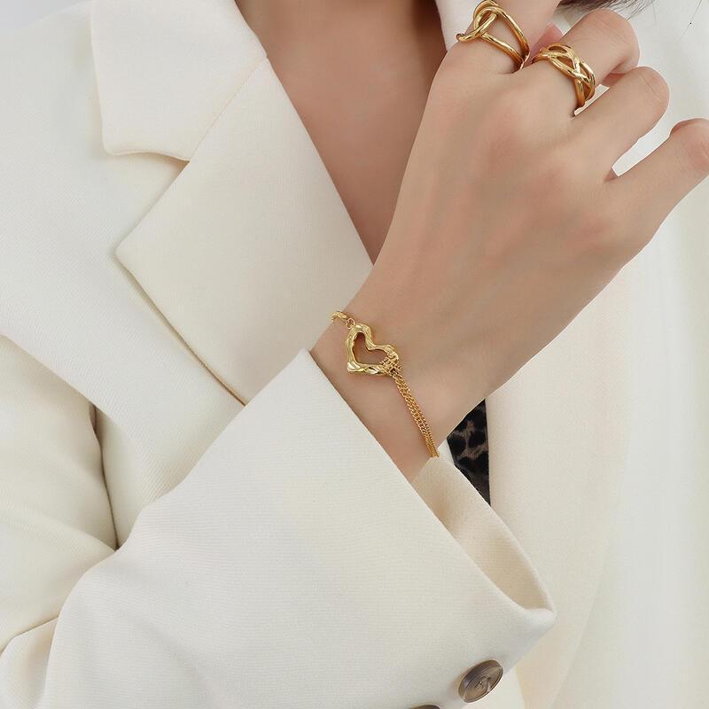 Ins versatile, niche, fashionable, simple, hand jewelry, titanium steel, gold-plated peach heart, double-layer steel ball bracelet, women's jewel