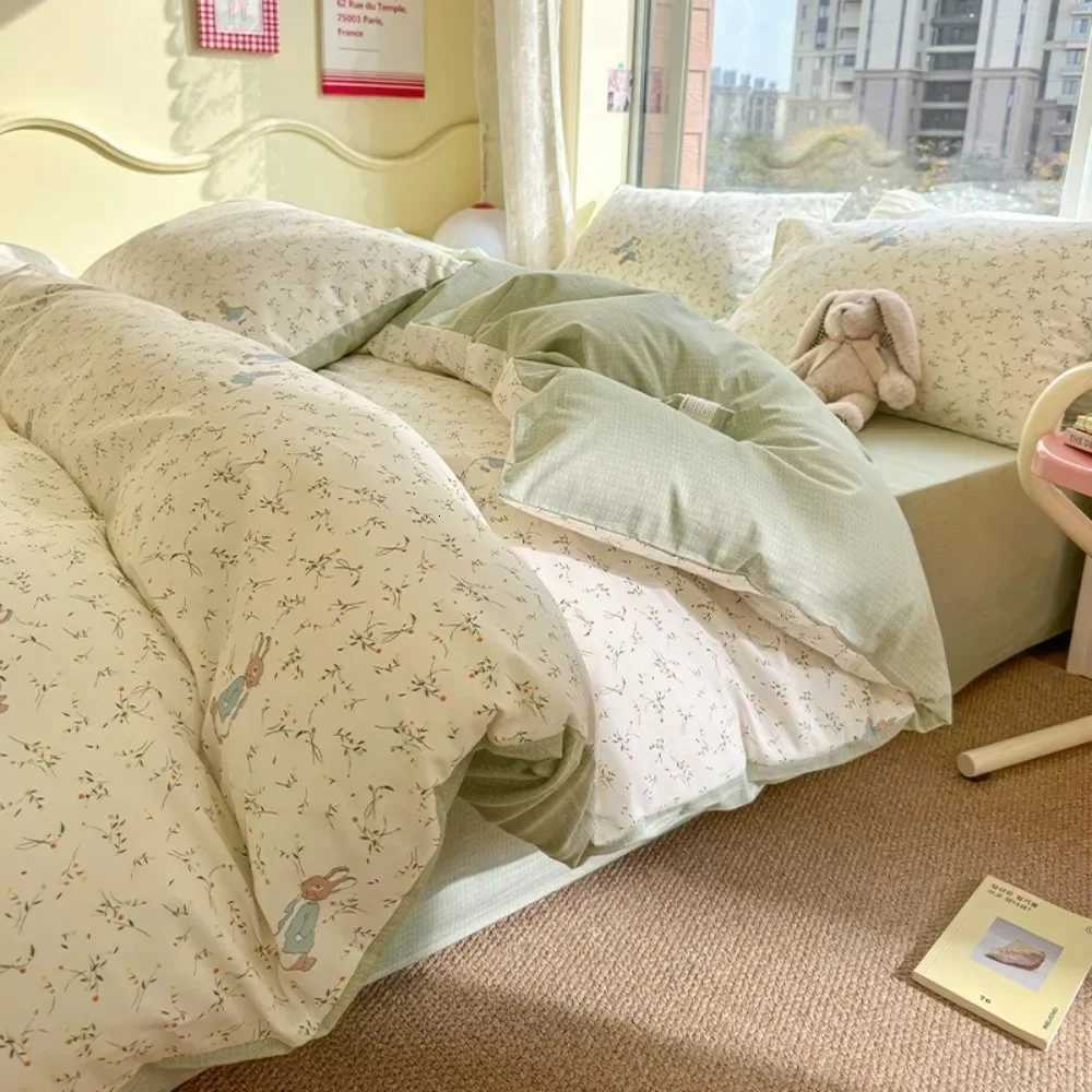 2024 New Simplicity Fresh Style 100 Cotton Four-piece Set Cotton Quilt Cover Sheet and case Home Decorations Bedding SetsM251118