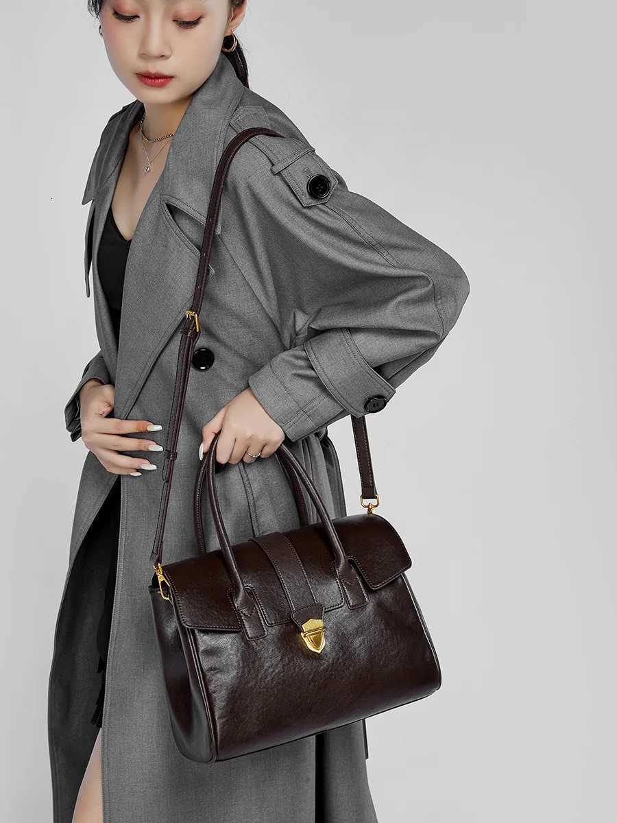 YANATARI genuine leather bag for women Luxury woman Shoulder bag large capacity square fashion tote bag Fashionable HandbagW251118