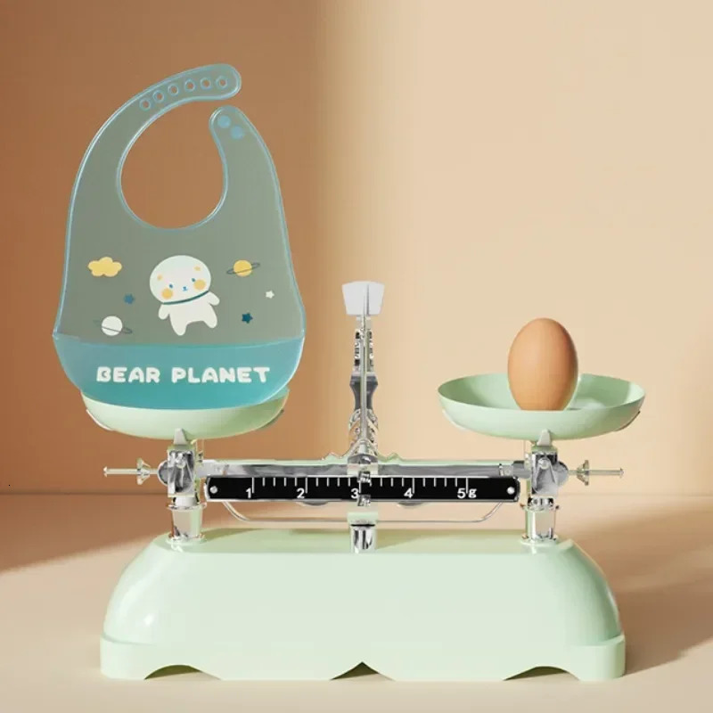 Waterproof baby bib supplies cute cartoon animal printing childrens girl adjustable soft silicone feeding 250414z