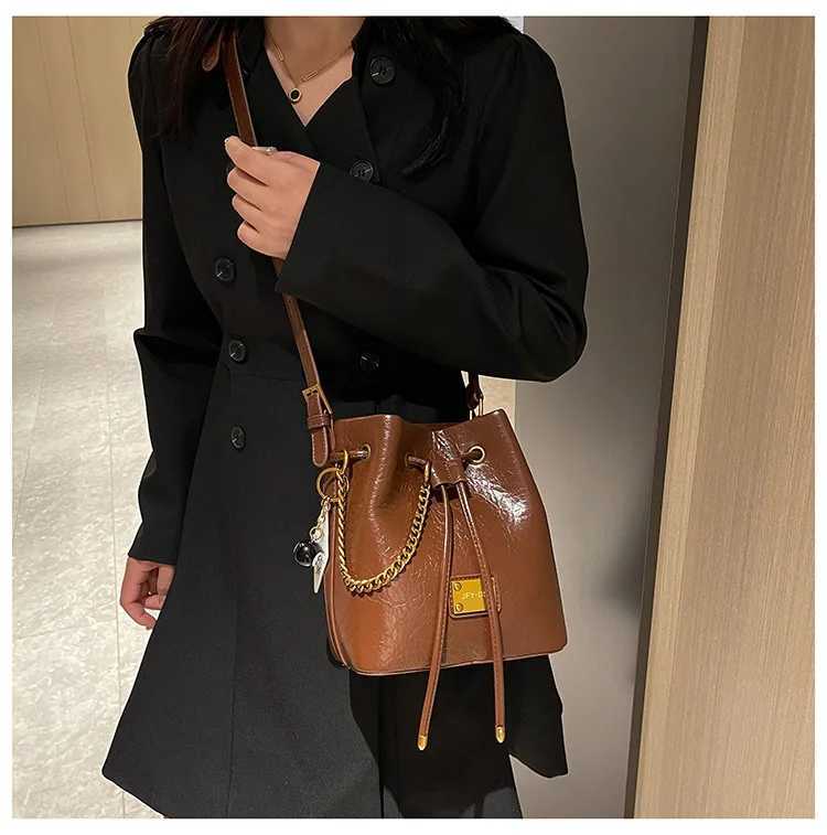 2025 Fall Tote Bag Women - Spacious Crossbody Shoulder Bag Vintage PU Leather Multi-Compartment Organizer for Work TravelW251118