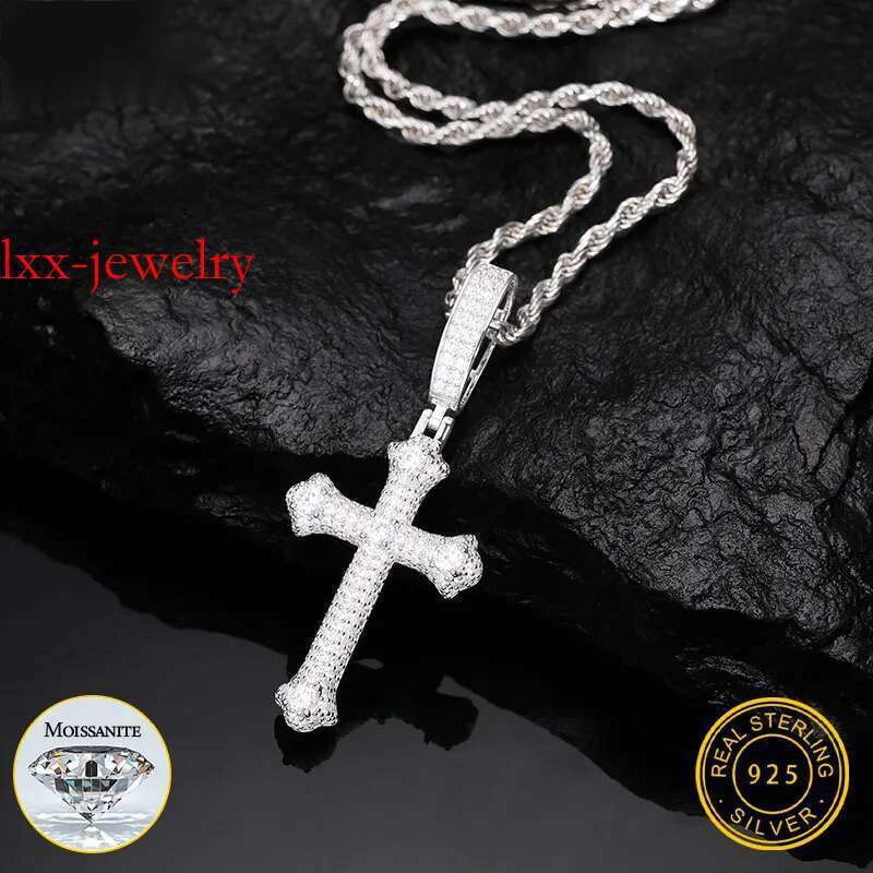 TUHE Unisex S Cross Pendant Necklace Iced Out Moissanite Gold Sier Color Charm For Men Hip Hop Fine Jewelry
