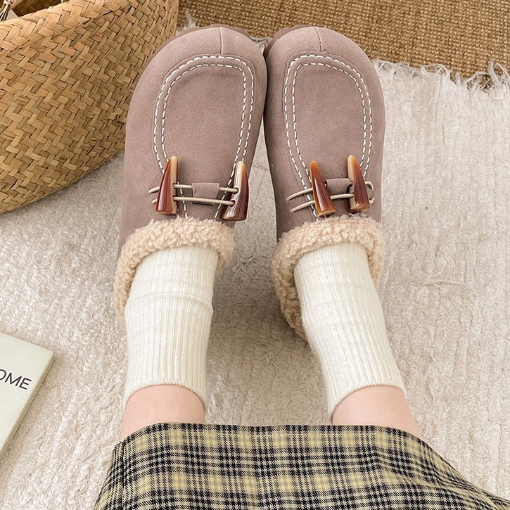 Lightweight and versatile one foot high rise thick soled hairy slippers for womens outdoor wear 2025 new autumn and winter plus velvet Boken shoes 241