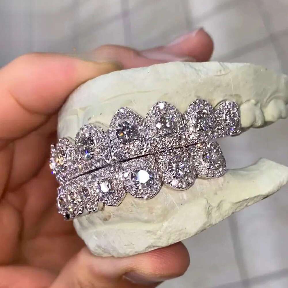 Custom VVS Moissanite Teeth Honeycomb Set with Big Stone Dia Iced Out Grills Mens Hiphop Honeymoon Grillz 1