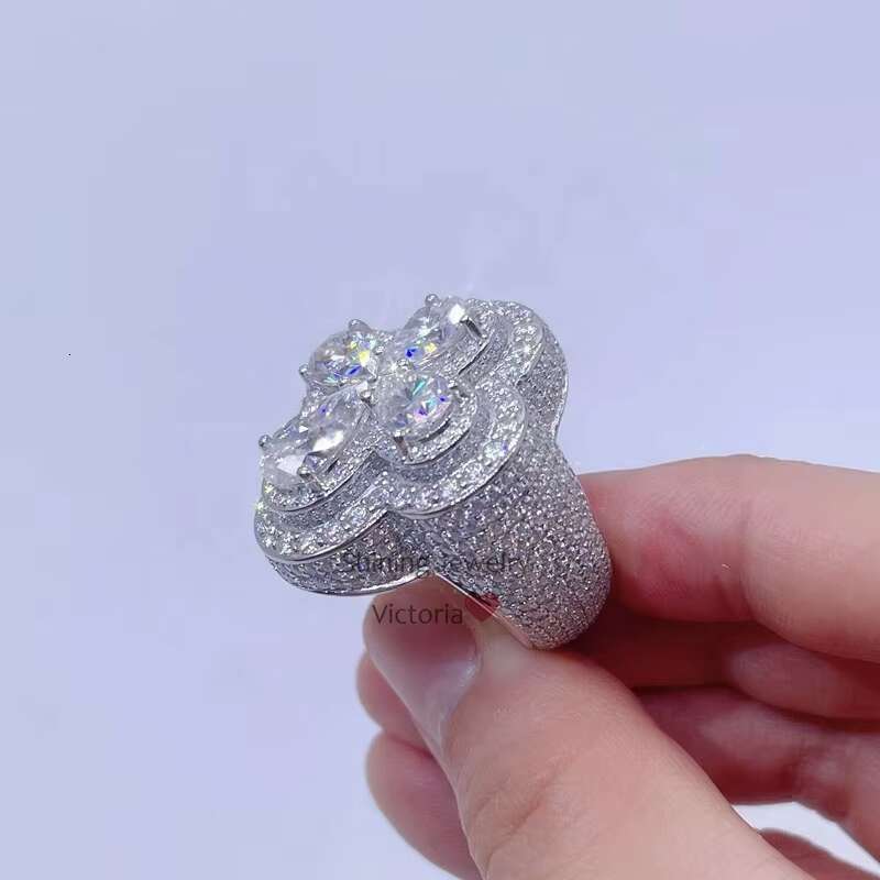 Drop Shipping Solid Sier Pear Cut Hip Hop Vvs Moissanite Dia Cluster Ring