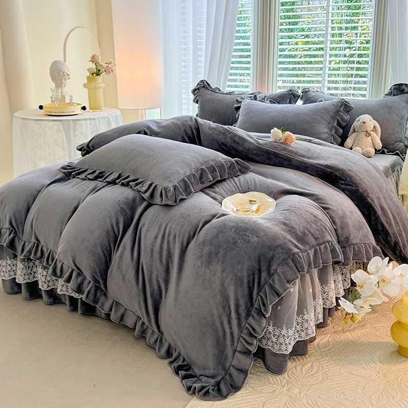 2024 hot solid color Korean version lace bed skirt kit flannel quilt cover thickened warm four-piece setM251118