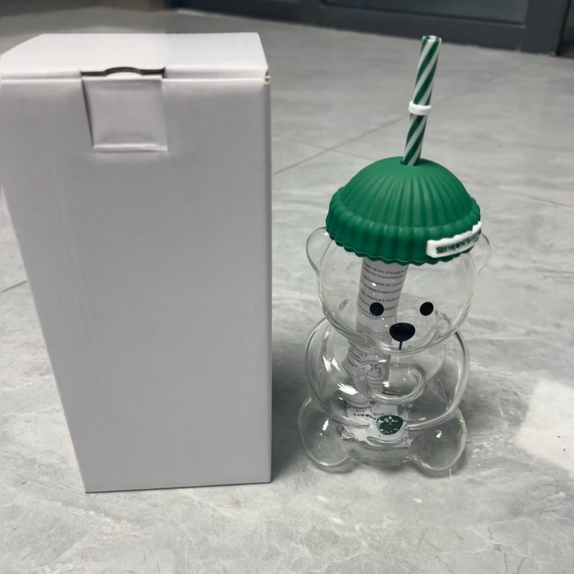 20oz Star bucks Glass Bear Cup With Straw Cute Transparent Tumbler Green Hat Mug Iced Coffee Cold Drink Christmas New Year Gift Bearista 2026 Limited 