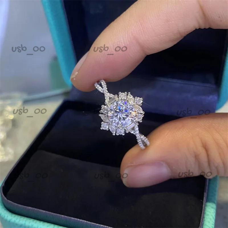 Luxury 925 Sterling Silver Engagement Ring Big Oval Moissanite Gold Plated Designed with Moissanite Bands