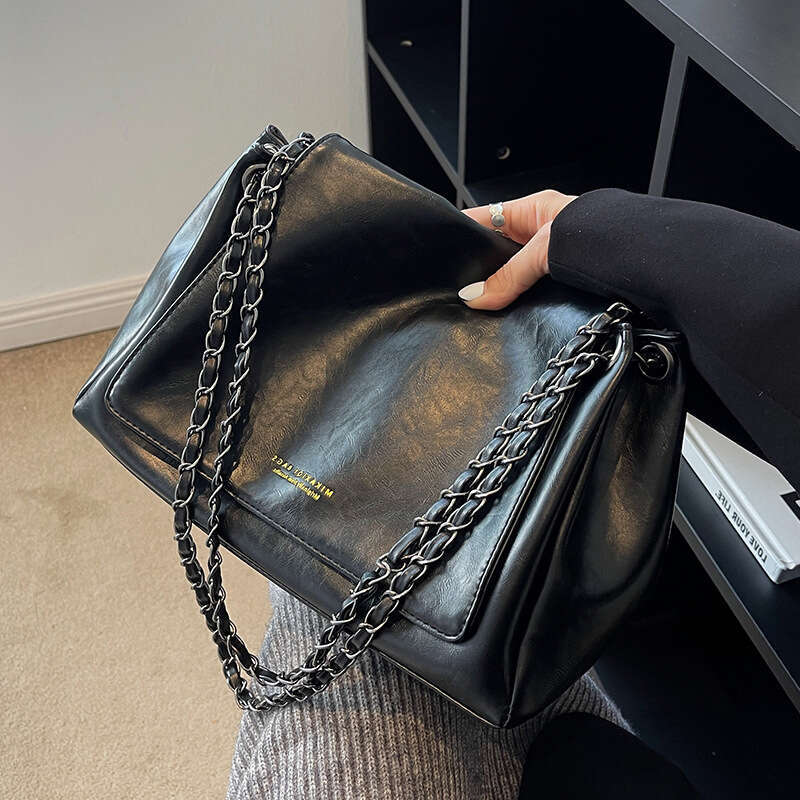 2025 New Fashionable and Trendy Women's High Grade Chain Crossbody Bag, Commuter Tote Bag
