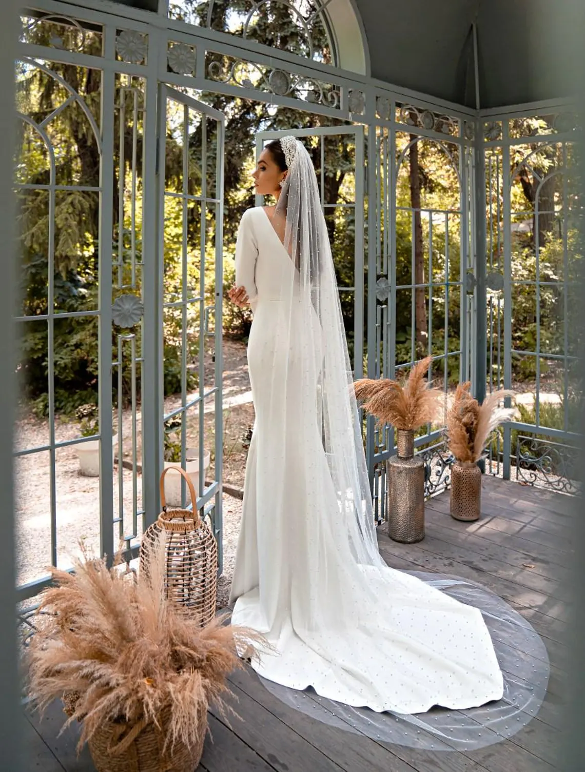 Vintage Mermaid Wedding Dress For Bride Long Sleeves V Neck Wedding Dresses Bridal Gowns With Puffy Sleeves