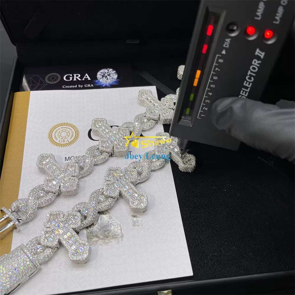 Luxury Cross Design Hip Hop Jewelry 925 Silver Charm Iced Out VVS Baguette Moissanite Cuban Bracelet