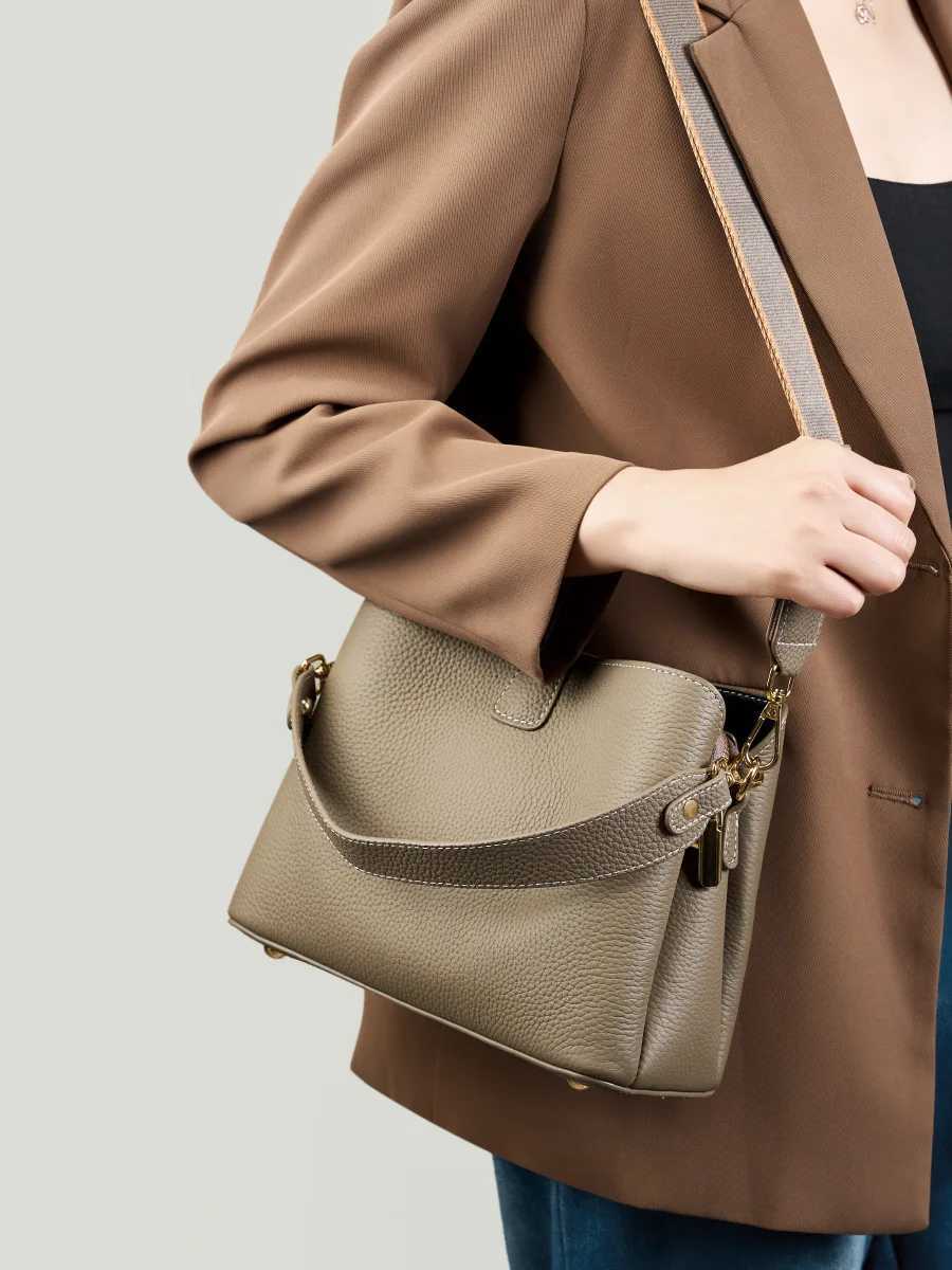 YANATARI Genuine leather woman bag shoulder bag Handbags crossbody bag luxury designer minimalism bag Cattle leather greyW251118