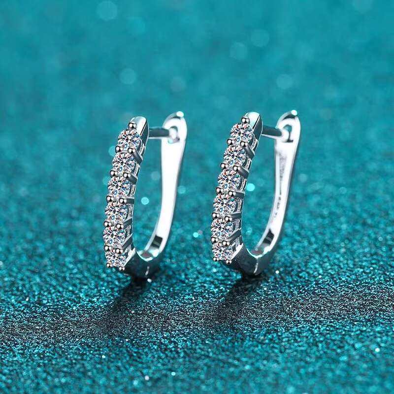 DHCollections 925 Silver Hoop Earrings with Classic Sparkle Stones for Women Minimalist Daily Wear