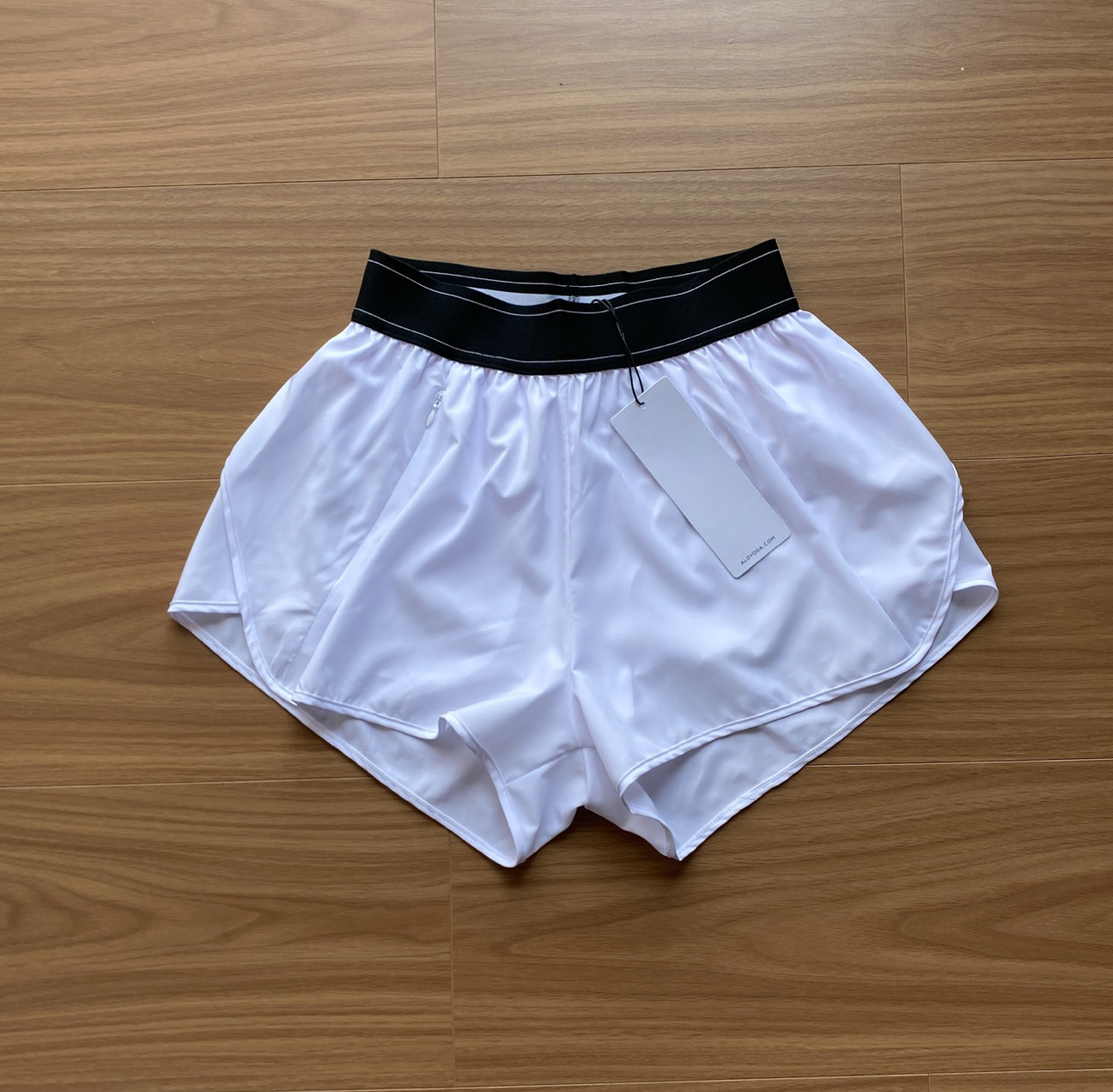 2025-- High-Quality Breathable High-Waist Yoga Fitness Shorts Yoga Bra for Women Ideal for Outdoors and Running Women's Naked Feeling Breathable 