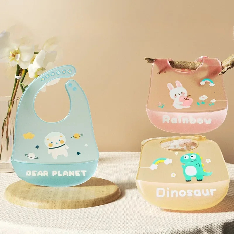 Waterproof baby bib supplies cute cartoon animal printing childrens girl adjustable soft silicone feeding 250414z
