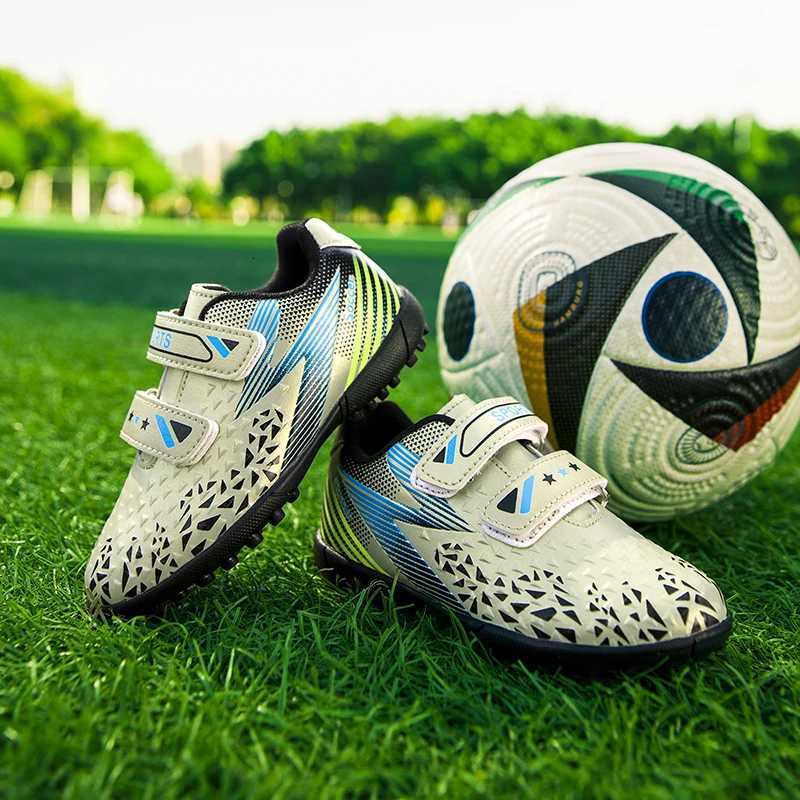 Non-Slip Kids Football Shoes Fast Indoor Professional Football Field Boots Society Cleats Soccer Shoes Children Sneaker Match W251118