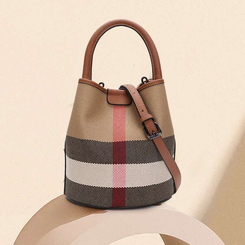 Women's 2025 Summer New Fashion Trend Canvas Handheld Bucket Bag ddmymoon